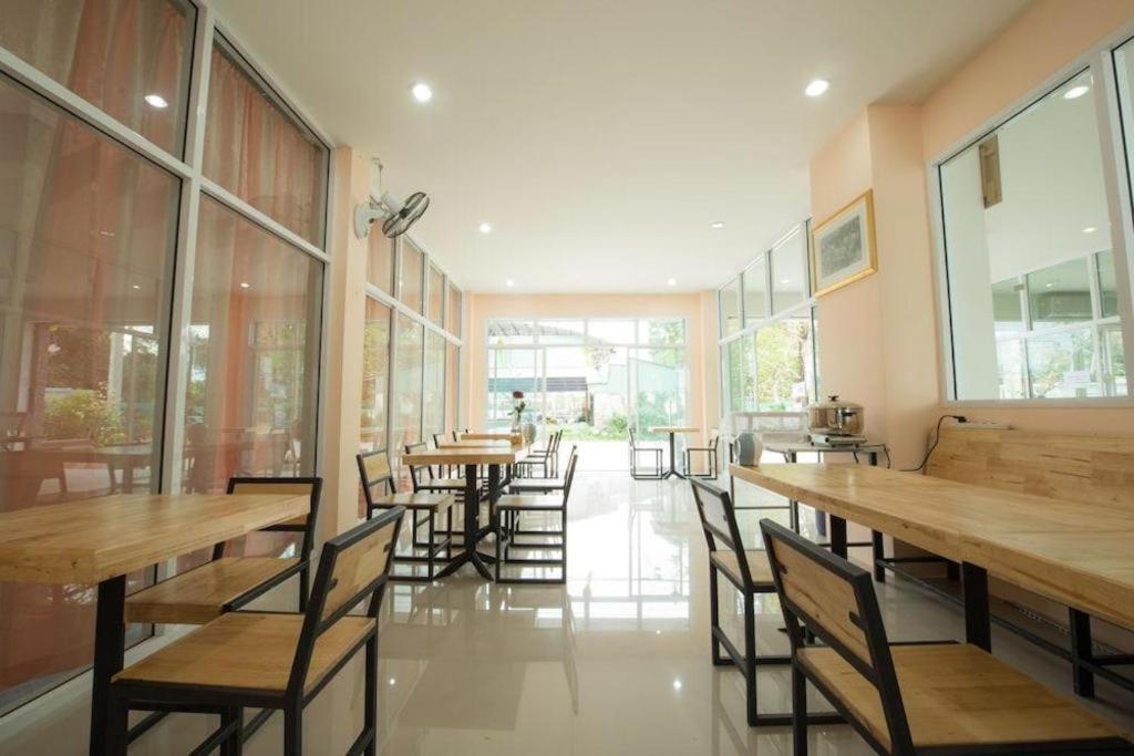 Bees Smile Hotel Chiang Rai Zewnętrze zdjęcie