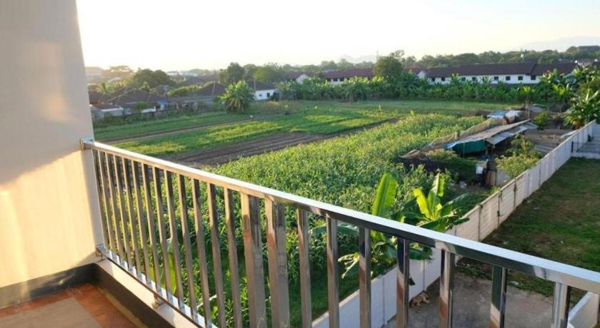 Bees Smile Hotel Chiang Rai Zewnętrze zdjęcie